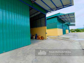 À louer entrepôt à Phan Thong, Chonburi