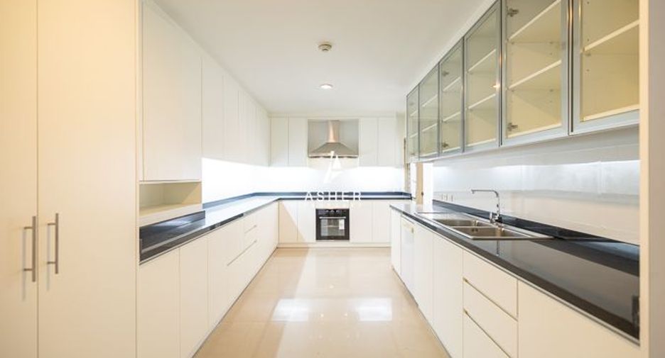 For rent and for sale 2 bedrooms condo in Yan Nawa, Bangkok