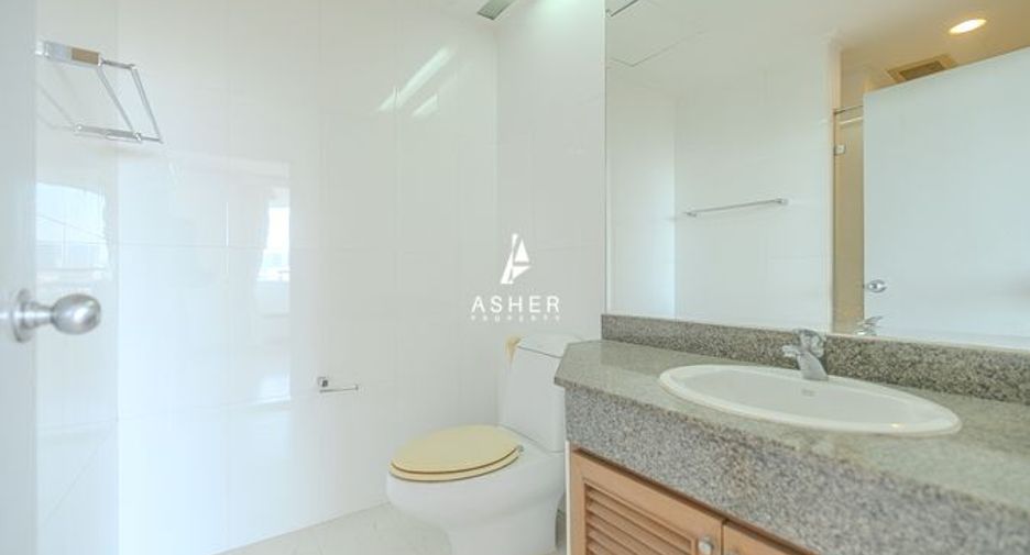 For rent and for sale 2 bedrooms condo in Yan Nawa, Bangkok
