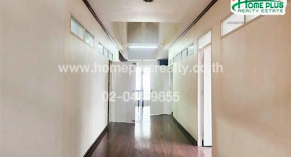 For sale 5 ベッドルーム house in Mueang Nonthaburi, Nonthaburi