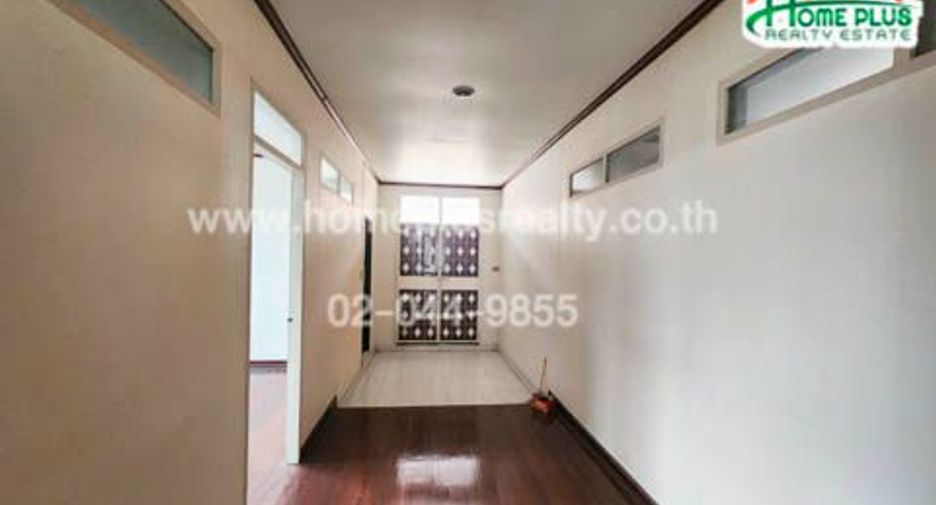 For sale 5 ベッドルーム house in Mueang Nonthaburi, Nonthaburi