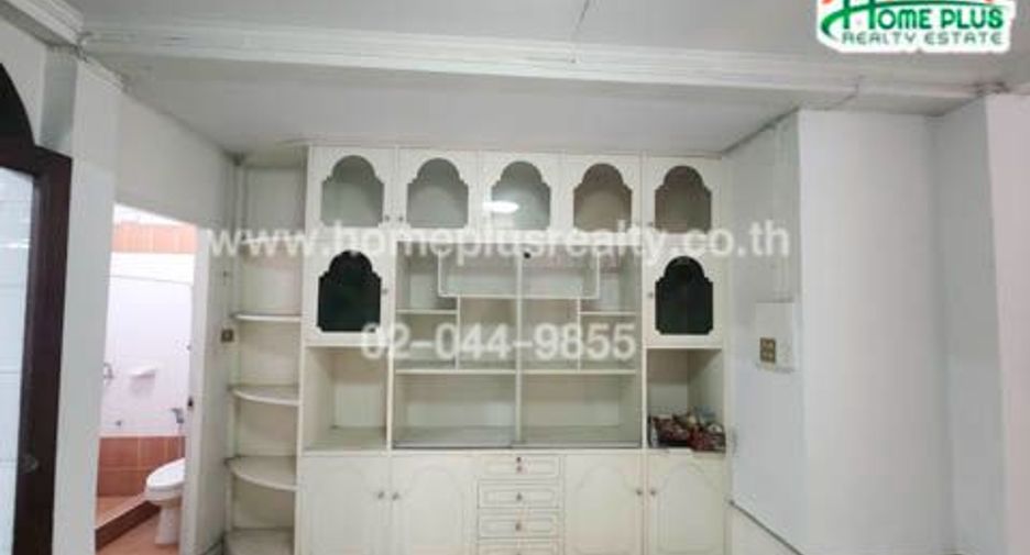 For sale 5 ベッドルーム house in Mueang Nonthaburi, Nonthaburi