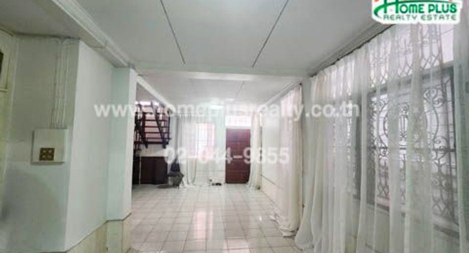 For sale 5 ベッドルーム house in Mueang Nonthaburi, Nonthaburi