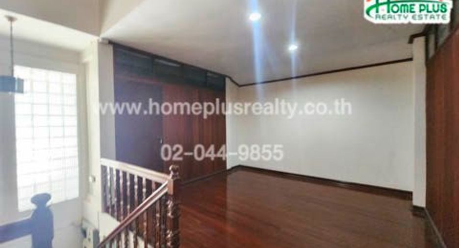 For sale 5 ベッドルーム house in Mueang Nonthaburi, Nonthaburi