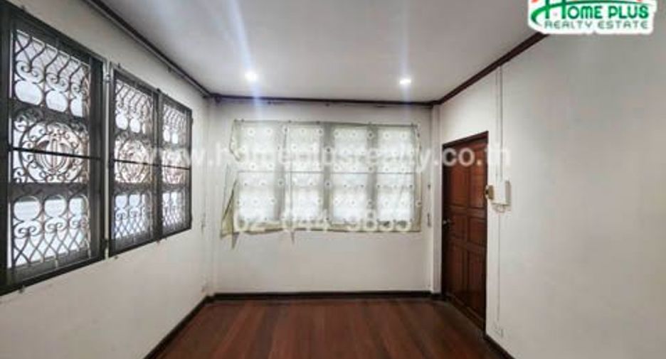 For sale 5 ベッドルーム house in Mueang Nonthaburi, Nonthaburi