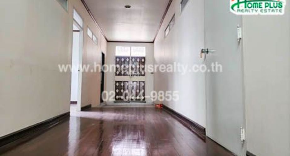 For sale 5 ベッドルーム house in Mueang Nonthaburi, Nonthaburi