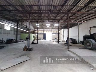 For rent warehouse in Mueang Samut Prakan, Samut Prakan