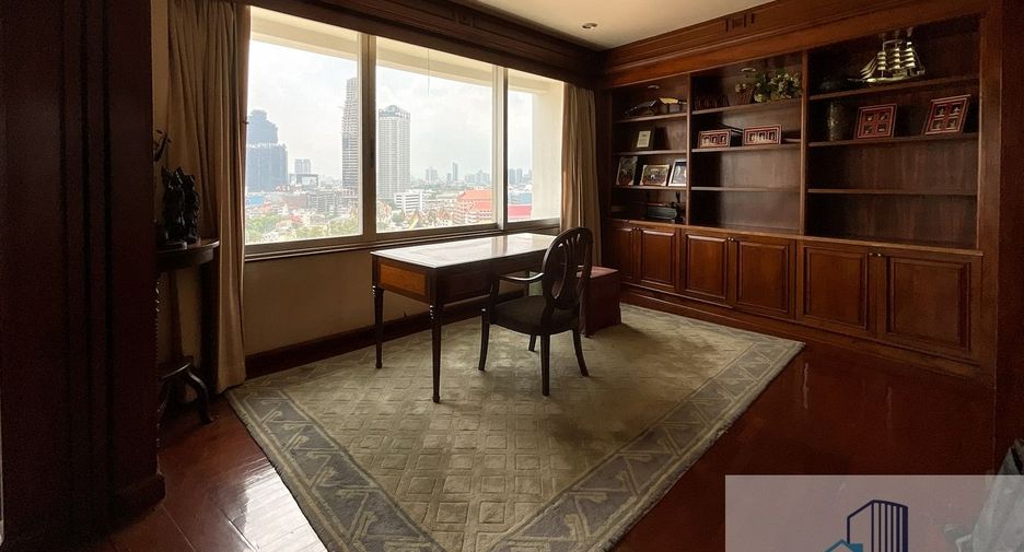 For sale 3 bedrooms condo in Sathon, Bangkok