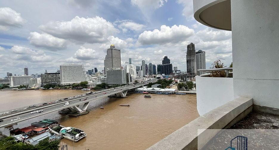 For sale 3 bedrooms condo in Sathon, Bangkok