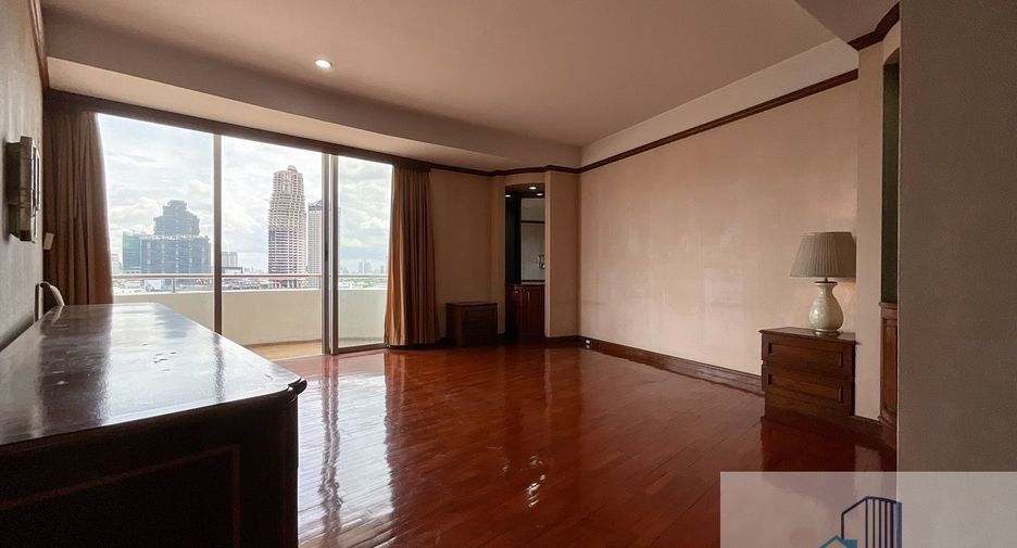 For sale 3 bedrooms condo in Sathon, Bangkok
