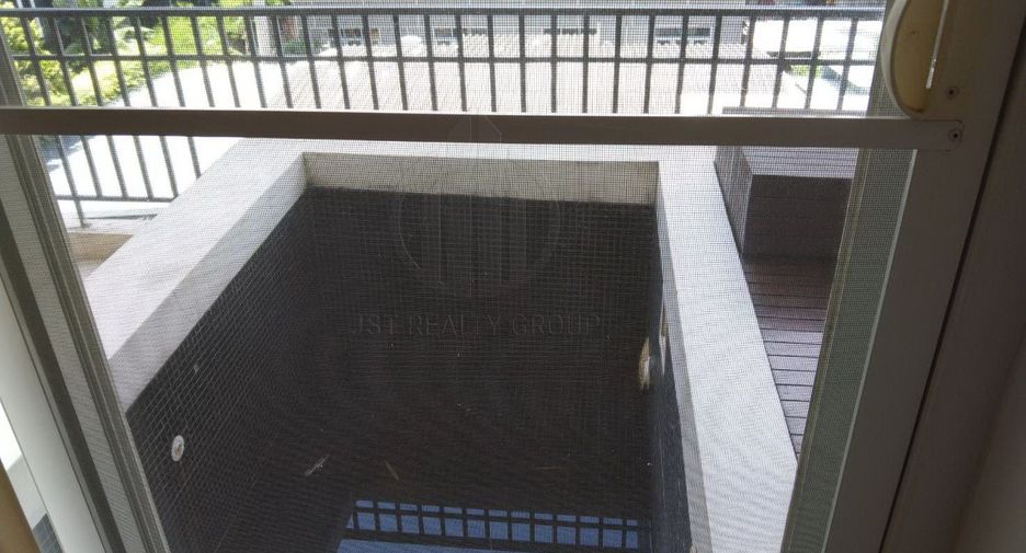 Condo en alquiler de 3 habitaciones en Watthana, Bangkok