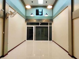 For sale 5 bed retail Space in Min Buri, Bangkok