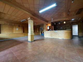 For sale 4 bedrooms retail Space in Khlong San, Bangkok