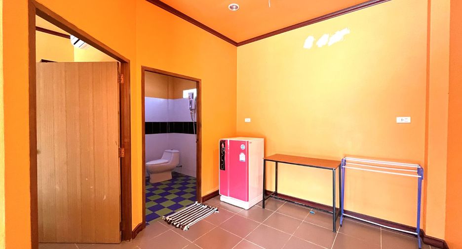 For sale 21 bedrooms retail Space in Takua Thung, Phang Nga