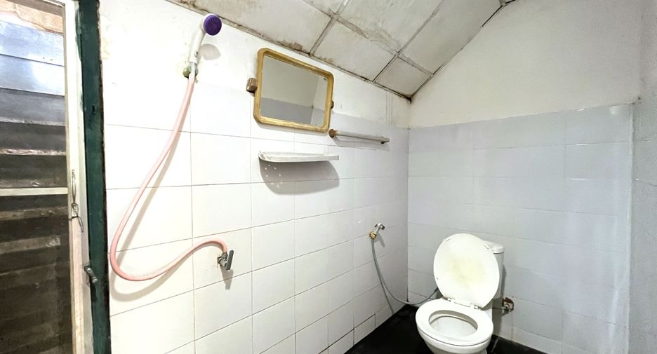 For sale 21 bedrooms retail Space in Takua Thung, Phang Nga