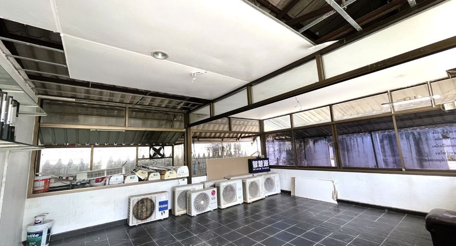 For sale 21 bedrooms retail Space in Takua Thung, Phang Nga