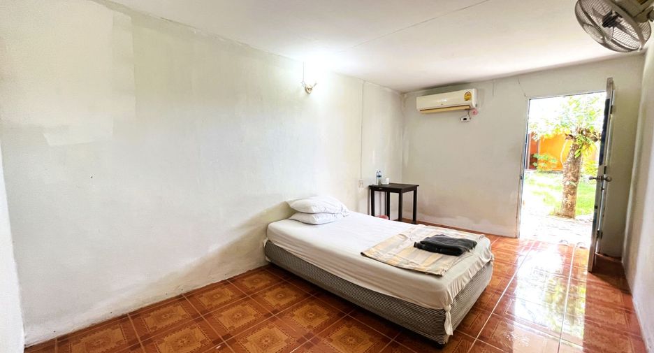 For sale 21 bedrooms retail Space in Takua Thung, Phang Nga
