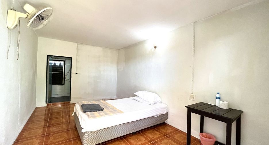 For sale 21 bedrooms retail Space in Takua Thung, Phang Nga