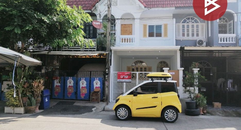For sale 2 bed townhouse in Khlong Luang, Pathum Thani