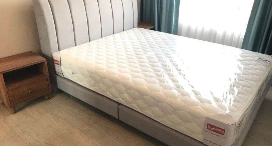 À vendre 1 chambre condo à Huai Khwang, Bangkok