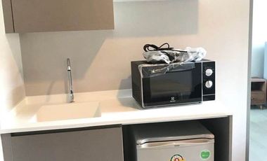 For sale 1 bed condo in Huai Khwang, Bangkok