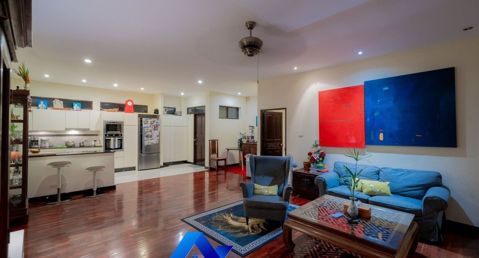 For sale 3 bedrooms villa in Hua Hin, Prachuap Khiri Khan