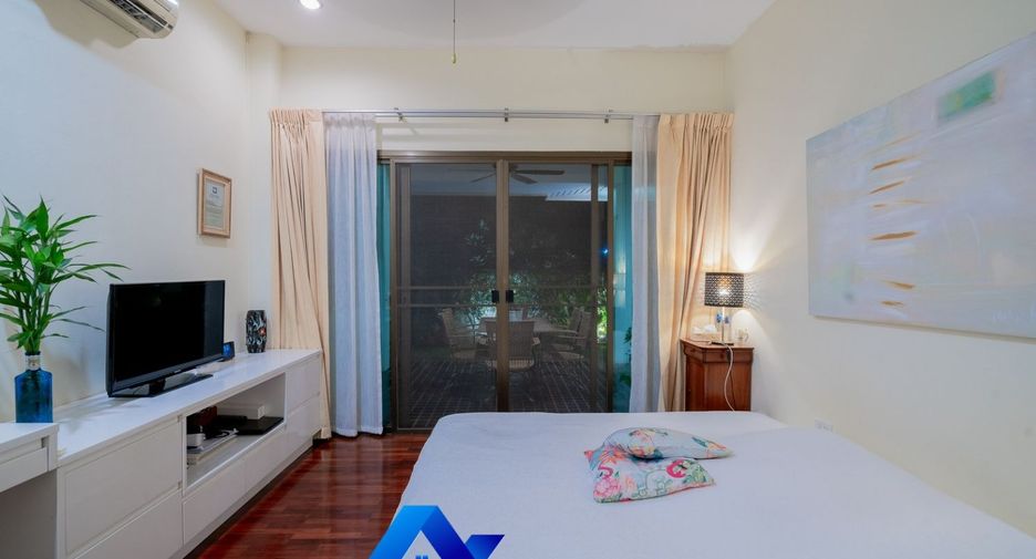 For sale 3 bedrooms villa in Hua Hin, Prachuap Khiri Khan