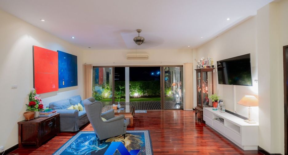 For sale 3 bedrooms villa in Hua Hin, Prachuap Khiri Khan