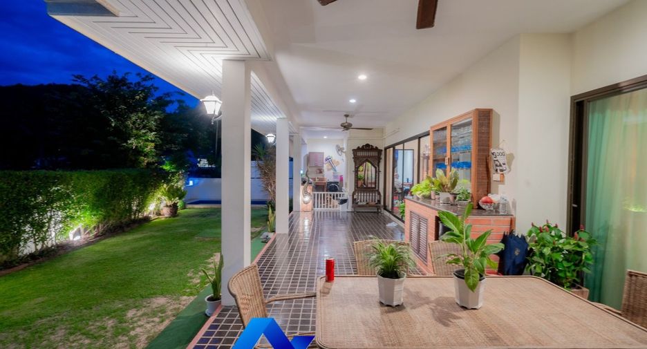 For sale 3 bedrooms villa in Hua Hin, Prachuap Khiri Khan