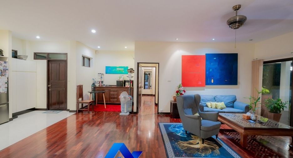 For sale 3 bedrooms villa in Hua Hin, Prachuap Khiri Khan