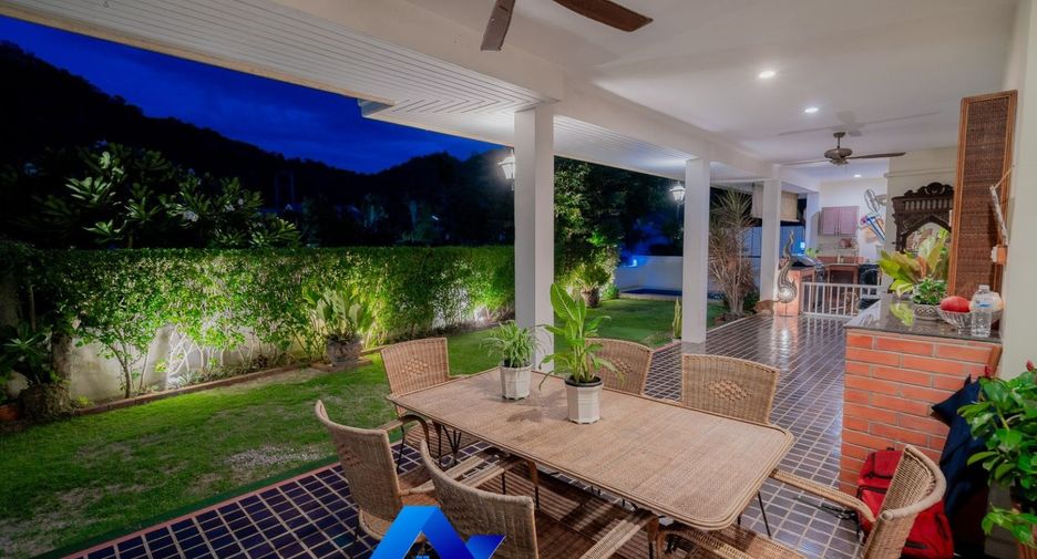 For sale 3 bedrooms villa in Hua Hin, Prachuap Khiri Khan