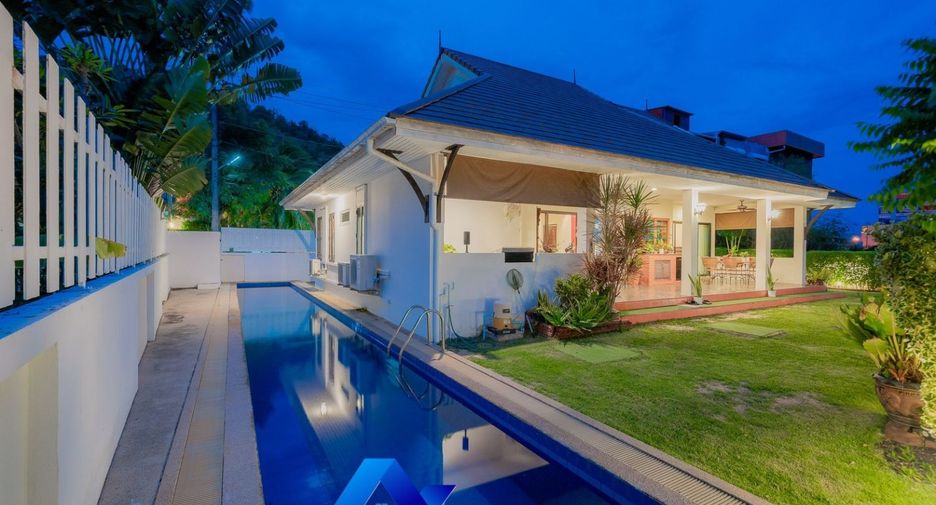 For sale 3 bedrooms villa in Hua Hin, Prachuap Khiri Khan
