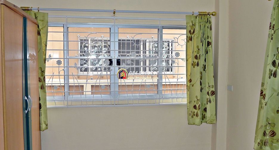Haus zum Kauf mit 4 Zimmer in Sam Phran, Nakhon Pathom