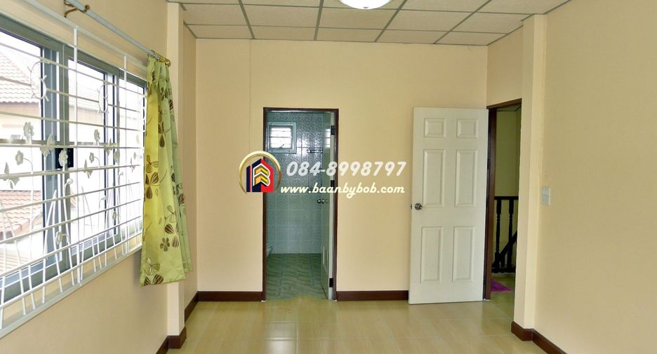 Haus zum Kauf mit 4 Zimmer in Sam Phran, Nakhon Pathom