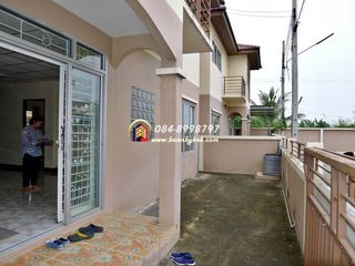 For sale 4 bed house in Sam Phran, Nakhon Pathom
