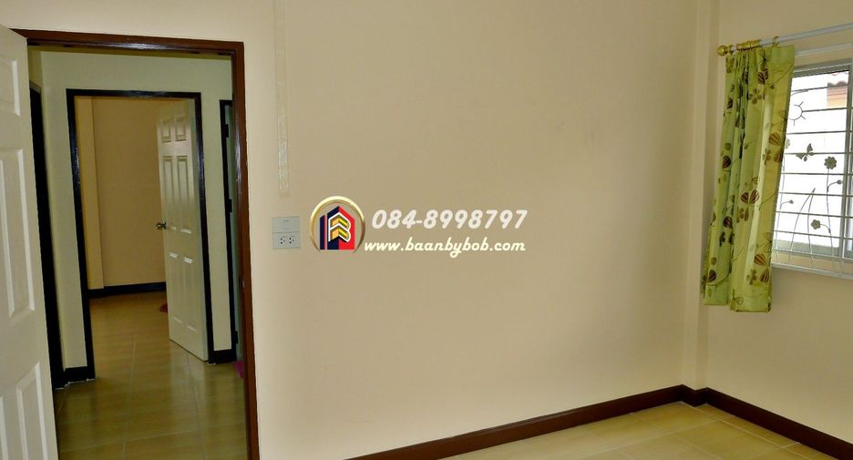 Haus zum Kauf mit 4 Zimmer in Sam Phran, Nakhon Pathom