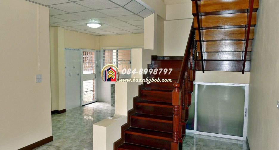 Haus zum Kauf mit 4 Zimmer in Sam Phran, Nakhon Pathom