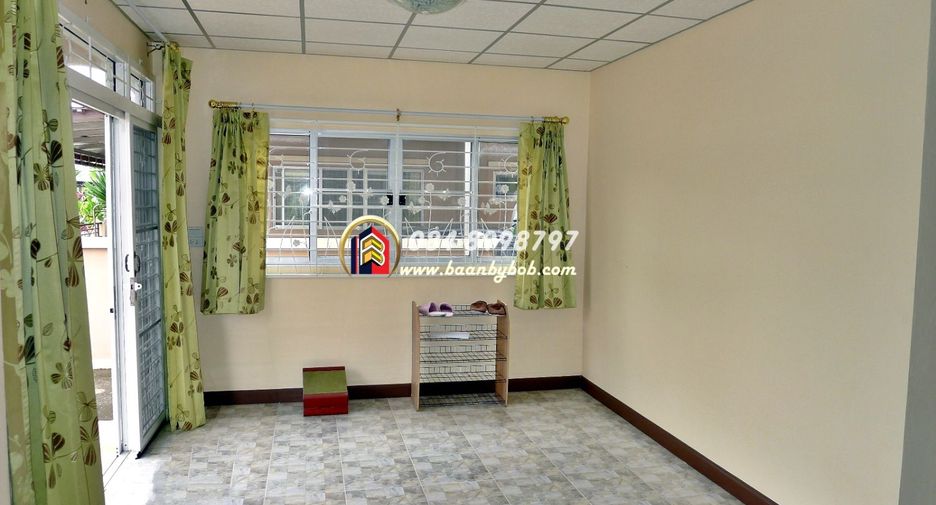 Haus zum Kauf mit 4 Zimmer in Sam Phran, Nakhon Pathom