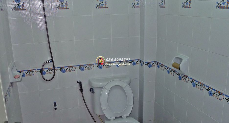 Haus zum Kauf mit 4 Zimmer in Sam Phran, Nakhon Pathom