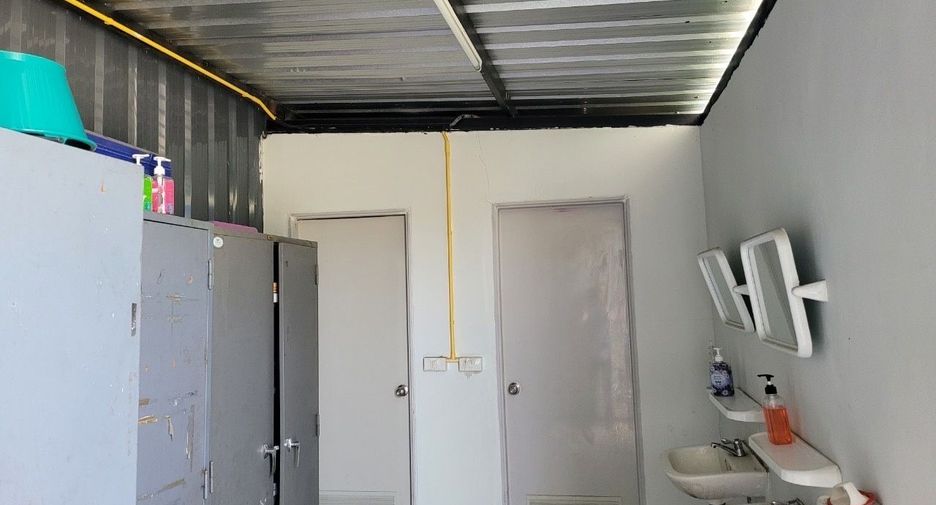 For sale warehouse in Mueang Samut Prakan, Samut Prakan