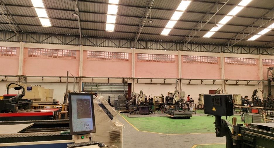 For sale warehouse in Mueang Samut Prakan, Samut Prakan