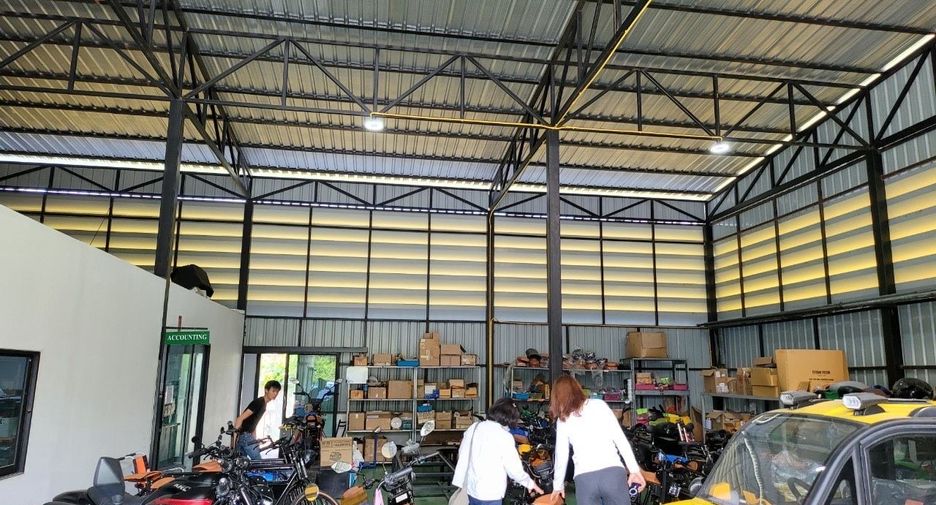 For sale warehouse in Mueang Samut Prakan, Samut Prakan