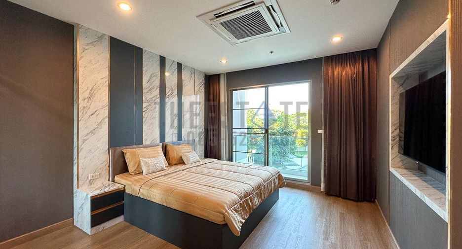 For sale 3 bedrooms condo in Mueang Chiang Mai, Chiang Mai