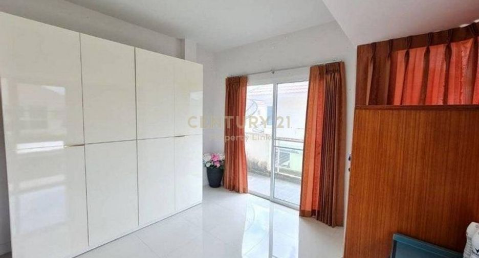 ขาย 3 ห้องนอน บ้านเดี่ยว ใน ไทรน้อย, นนทบุรี