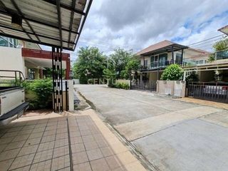 À vendre 3 chambres maison à Sai Noi, Nonthaburi