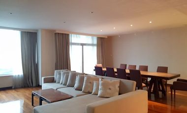 For rent 3 bedrooms condo in Pathum Wan, Bangkok