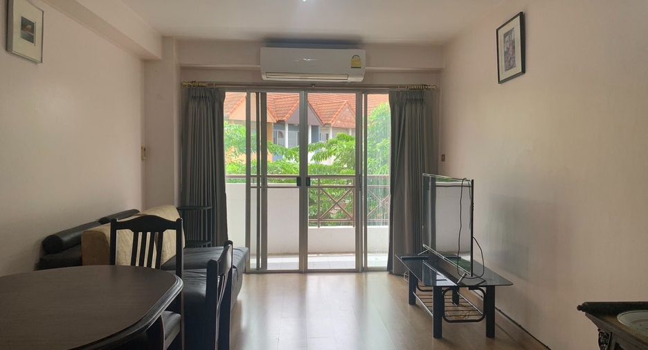 For rent and for sale 2 bed condo in Saphan Sung, Bangkok