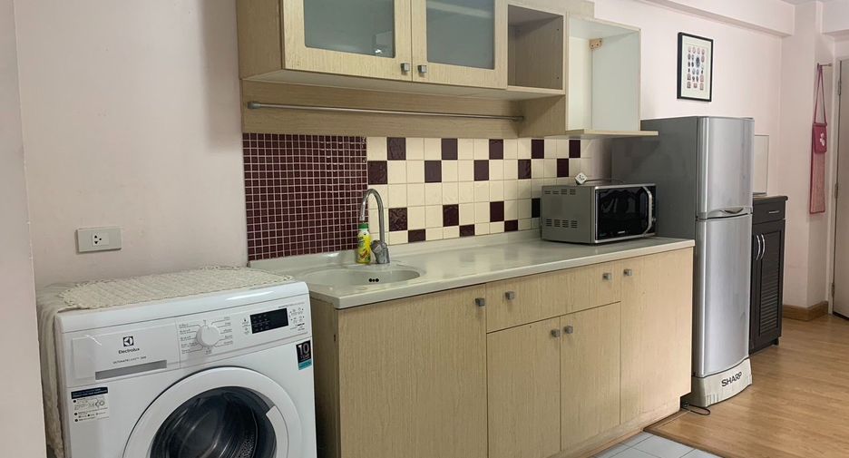 For rent and for sale 2 bed condo in Saphan Sung, Bangkok