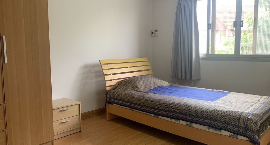 For rent and for sale 2 bed condo in Saphan Sung, Bangkok