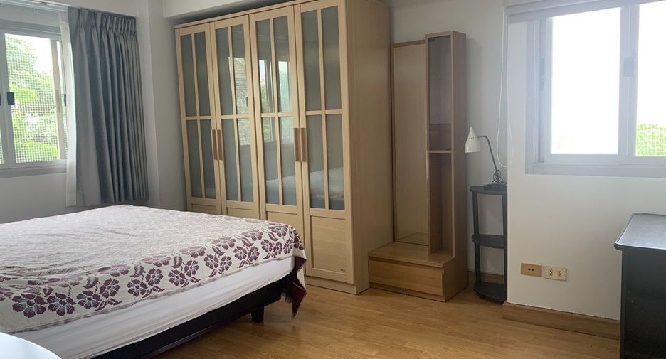 For rent and for sale 2 bed condo in Saphan Sung, Bangkok